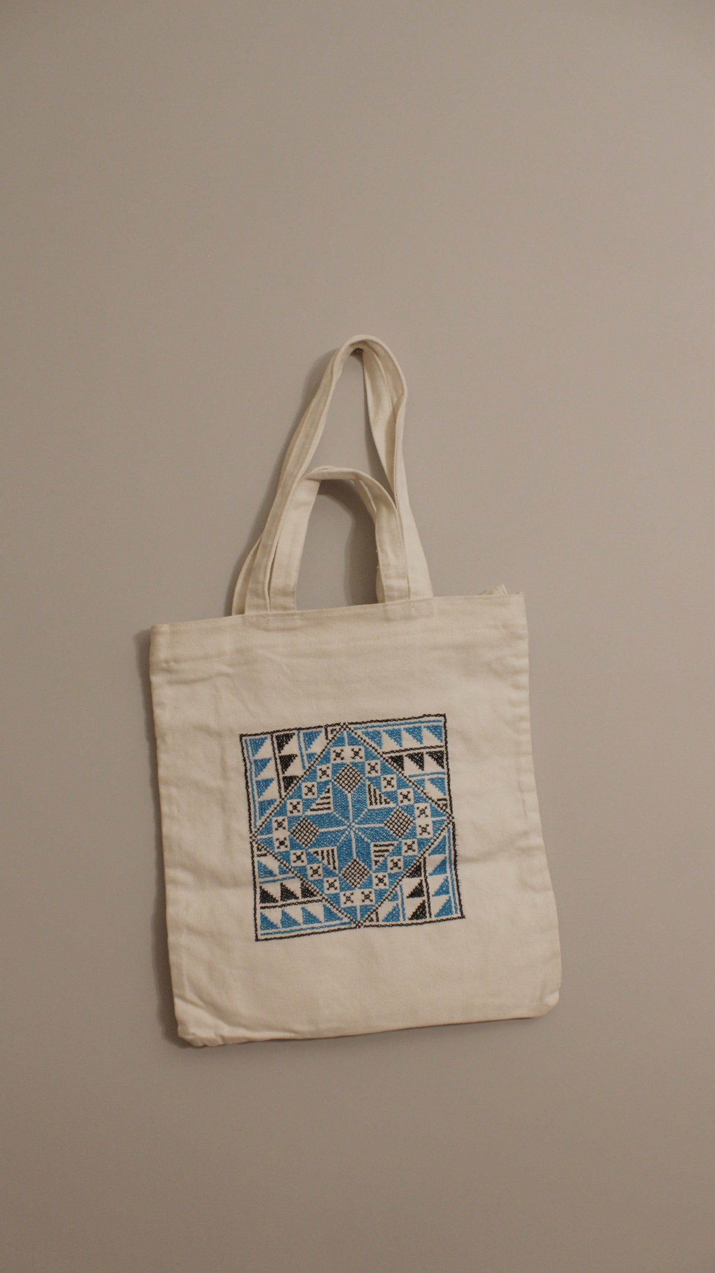 Double sided tatreez tote bag (blue flower)